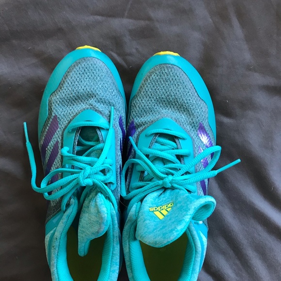 Adidas Turf Cleats - Picture 4 of 5